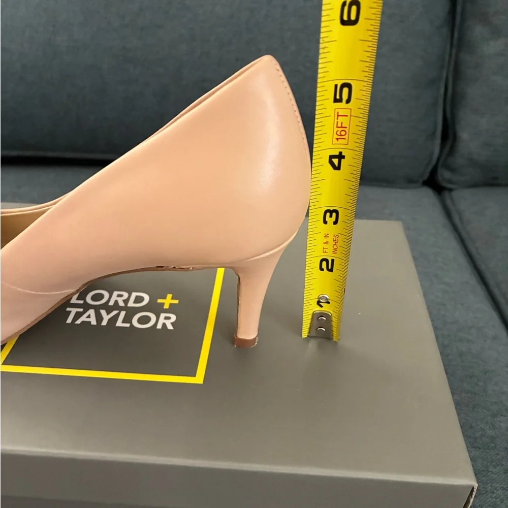 Nude leather pumps - Picture 10 of 13